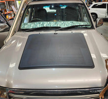 Bonnet Solar Panel - Toyota Landcruiser 100 Series - 115-Watt
