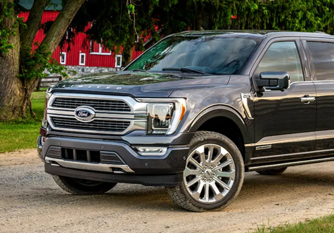 Bonnet Solar Panel - Ford F150 Lariat & XLT (2024-Current) 70-Watt