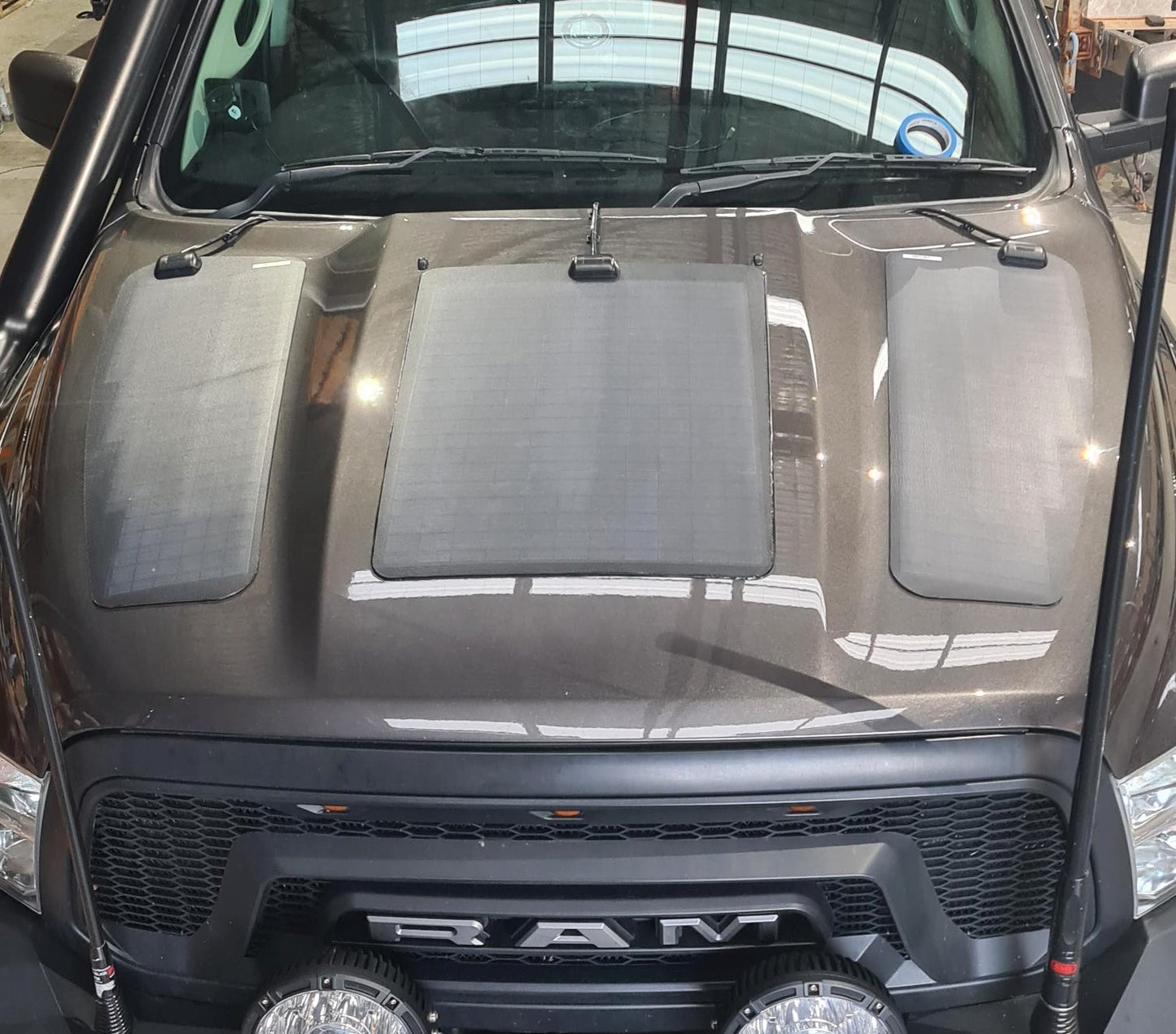 Bonnet Solar Panel - Dodge RAM 1500 4th Gen (2009-2018) 130-Watt