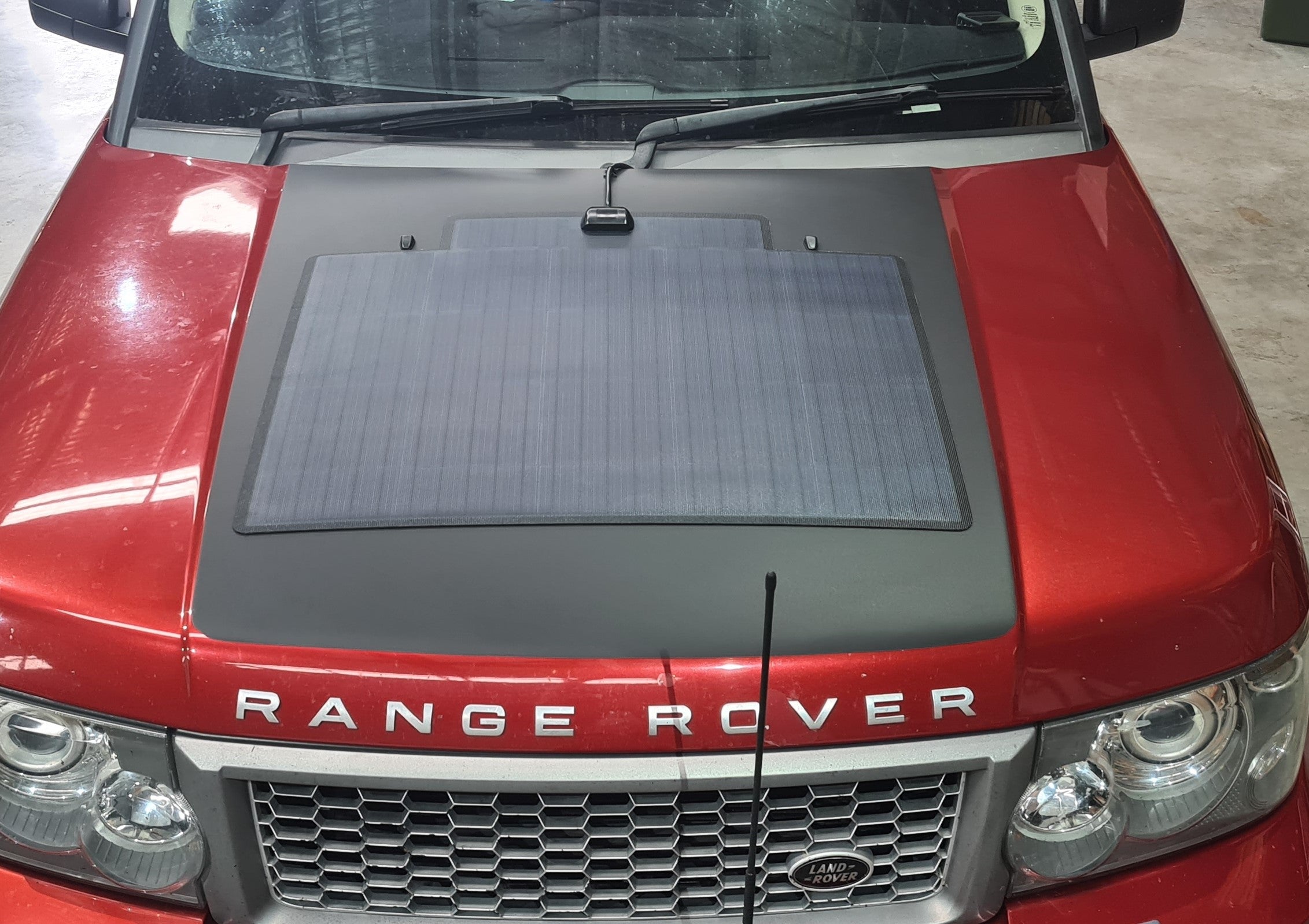 Bonnet Solar Panel - Range Rover Sport (2005 - 2012) 95-Watt – Vehicle ...